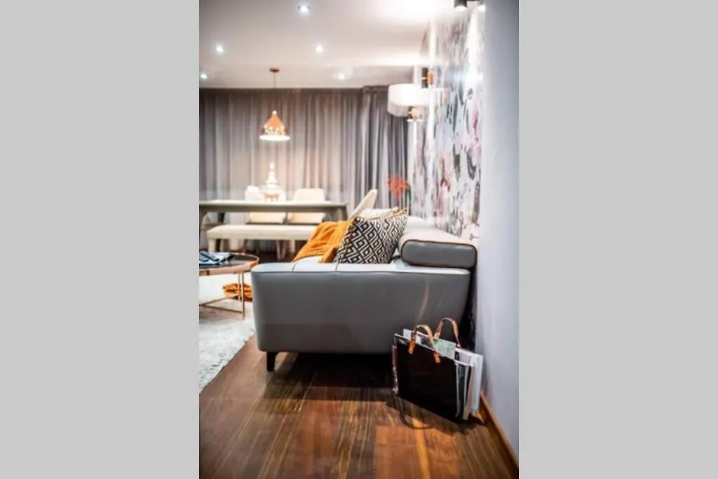 A&K Cozy Art Studio 1 Varna