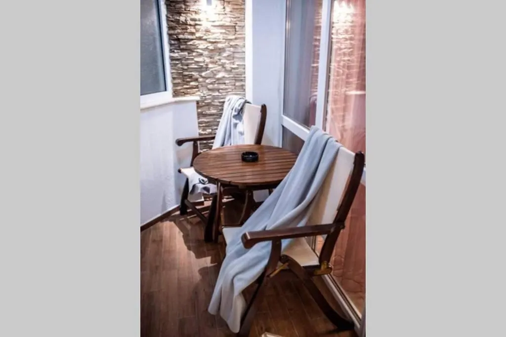 A&K Cozy Art Studio 1 Varna